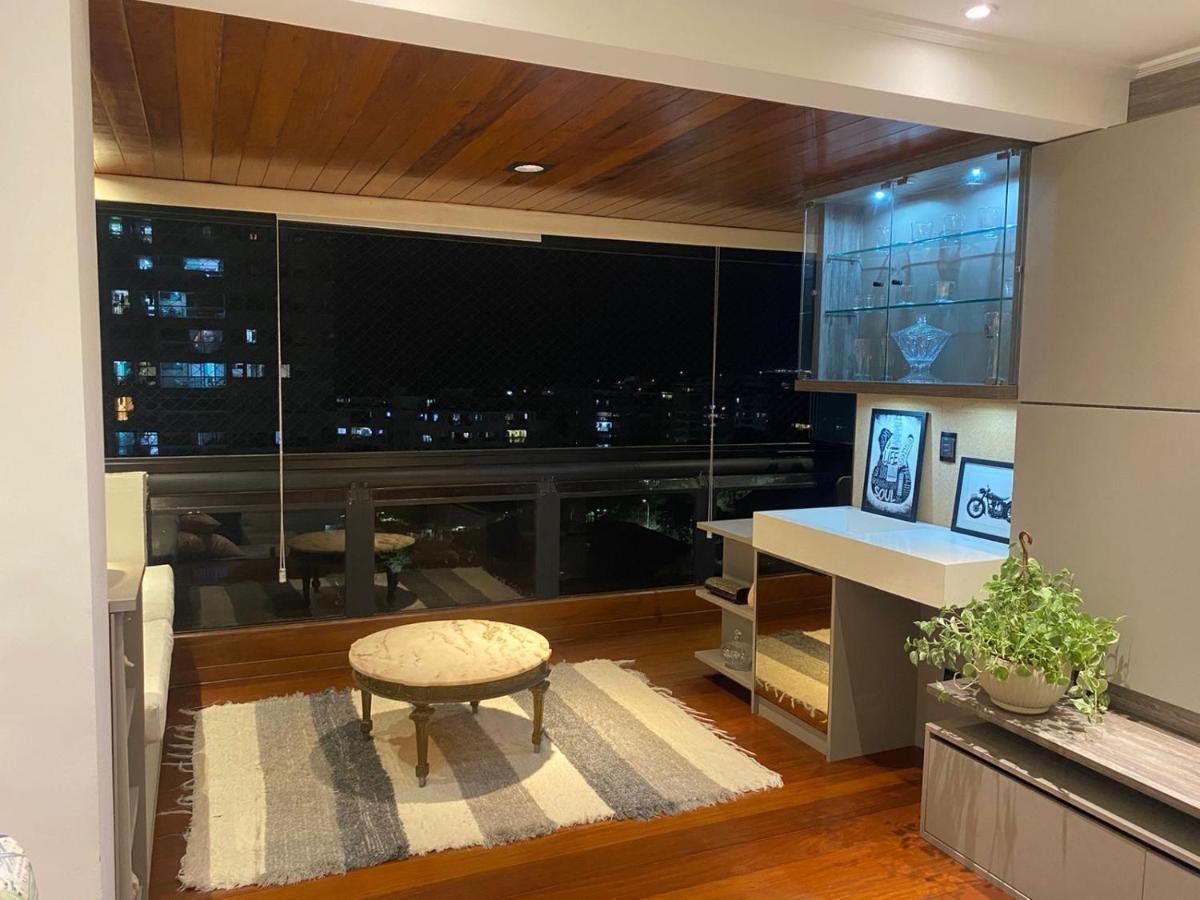 Apto Lindo No Coracao Da Barra Apartamento