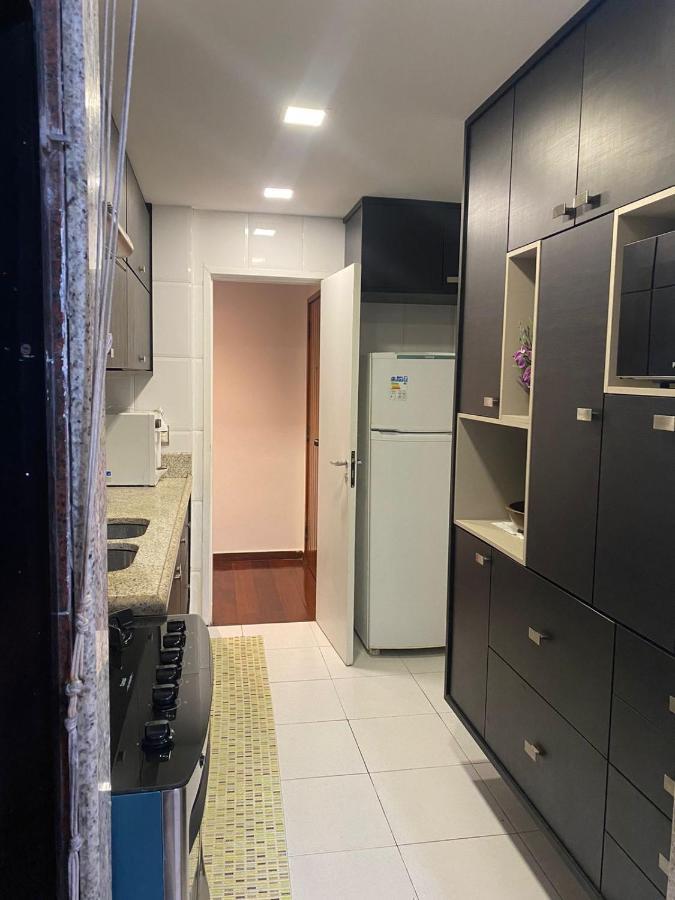 Apto Lindo No Coracao Da Barra Apartamento